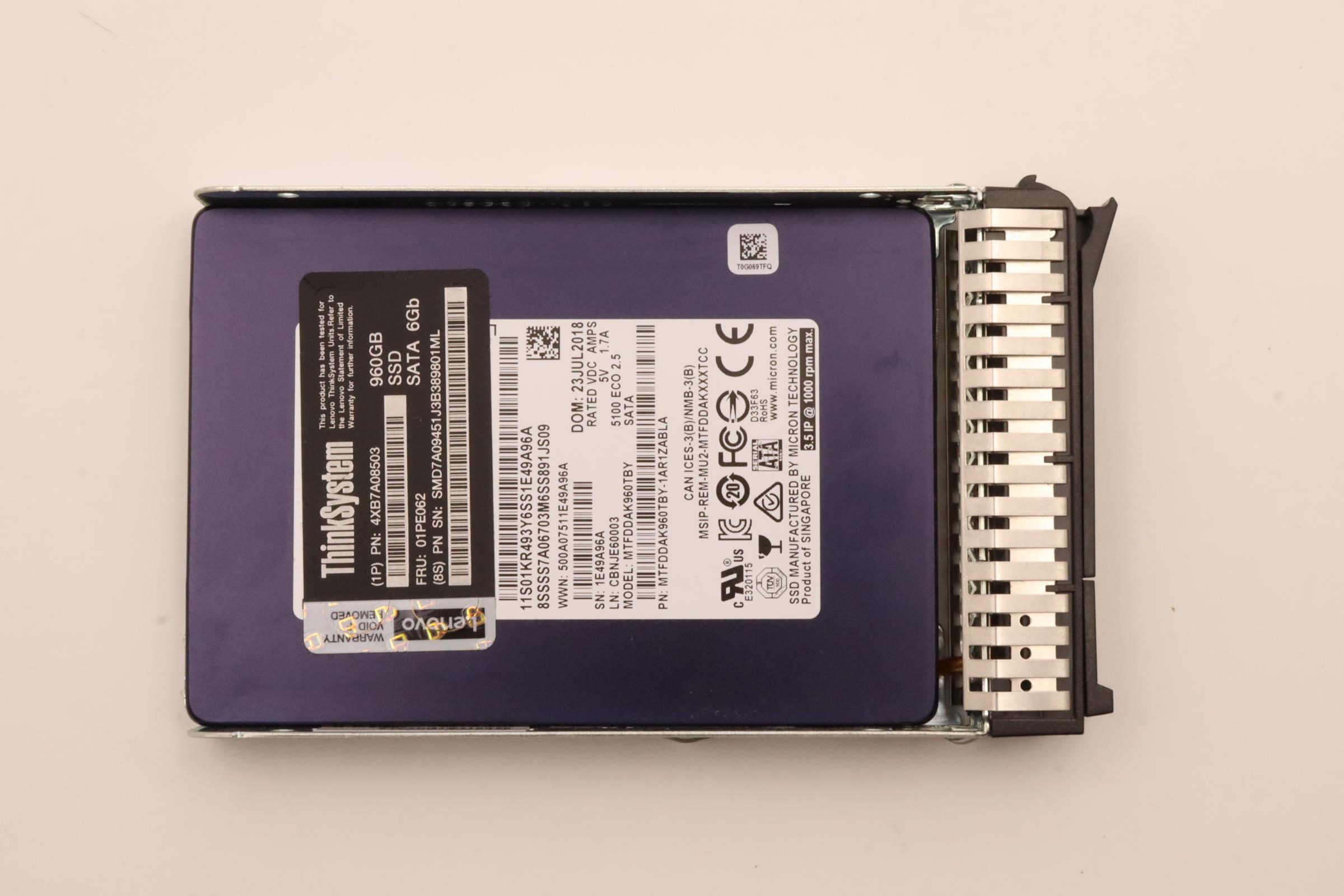 SSD накопитель Lenovo ThinkSystem 2.5" 5100 960GB Entry SATA 6Gb Hot Swap SSD (01PE062)