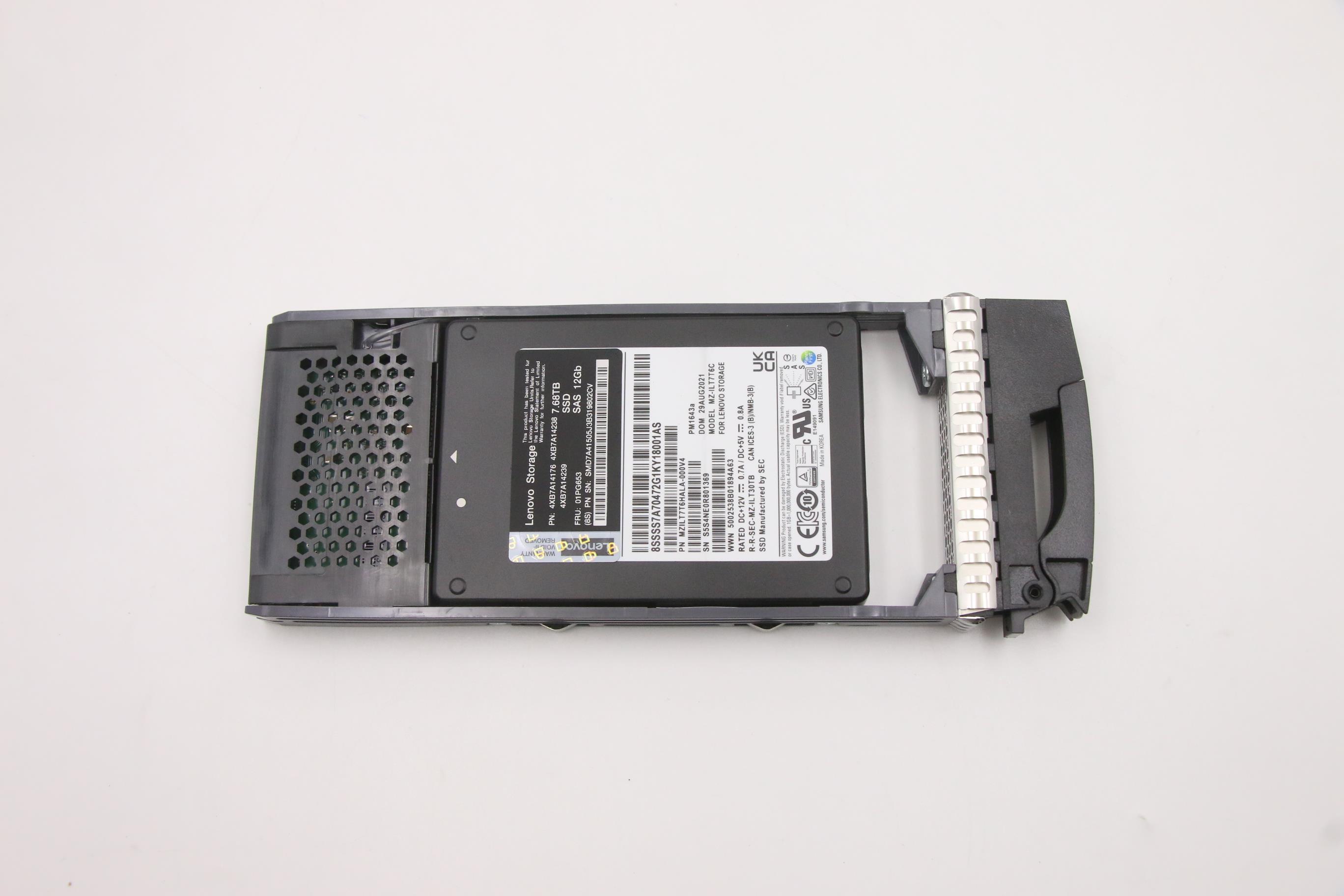 SSD накопитель Lenovo 7.68TB 12Gb SAS 2.5" 1DWPD HS SSD ASM 2U24 (01PG653)