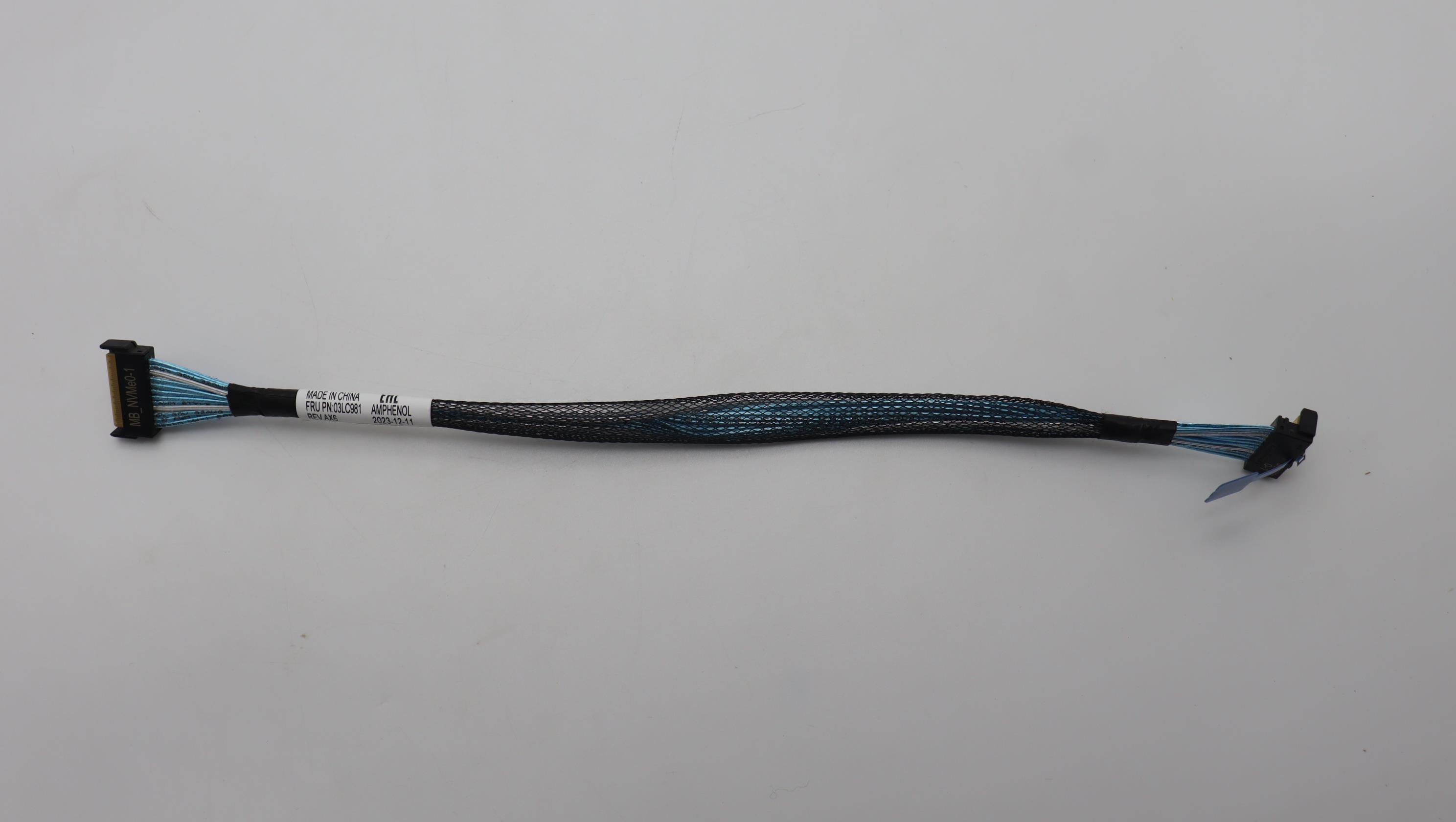 Кабель Lenovo Cable, Internal, E.3 1to1 cable (1T) (03LC981)