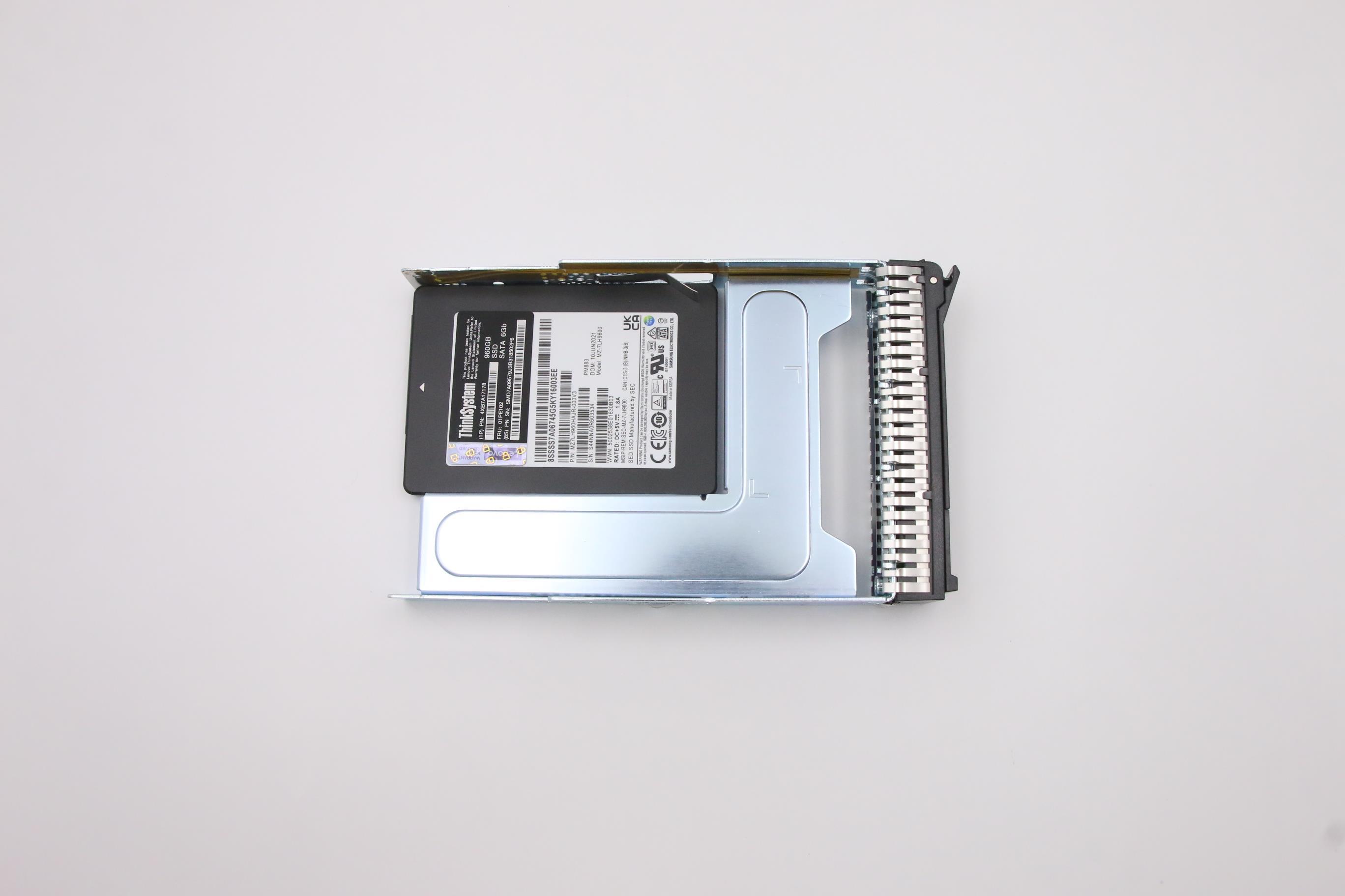SSD накопитель Lenovo ThinkSystem 3.5" PM883 960GB Entry SATA 6Gb Hot Swap SSD (01PE102)