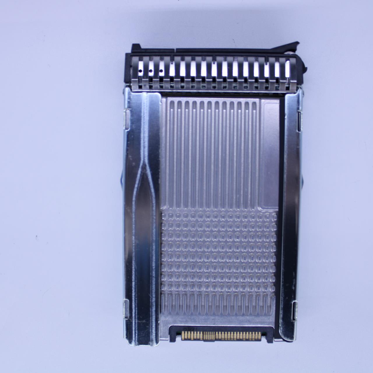 SSD накопитель Lenovo ThinkSystem 2.5" SS530 3.2TB Performance SAS 12Gb Hot Swap SSD (01PE353)