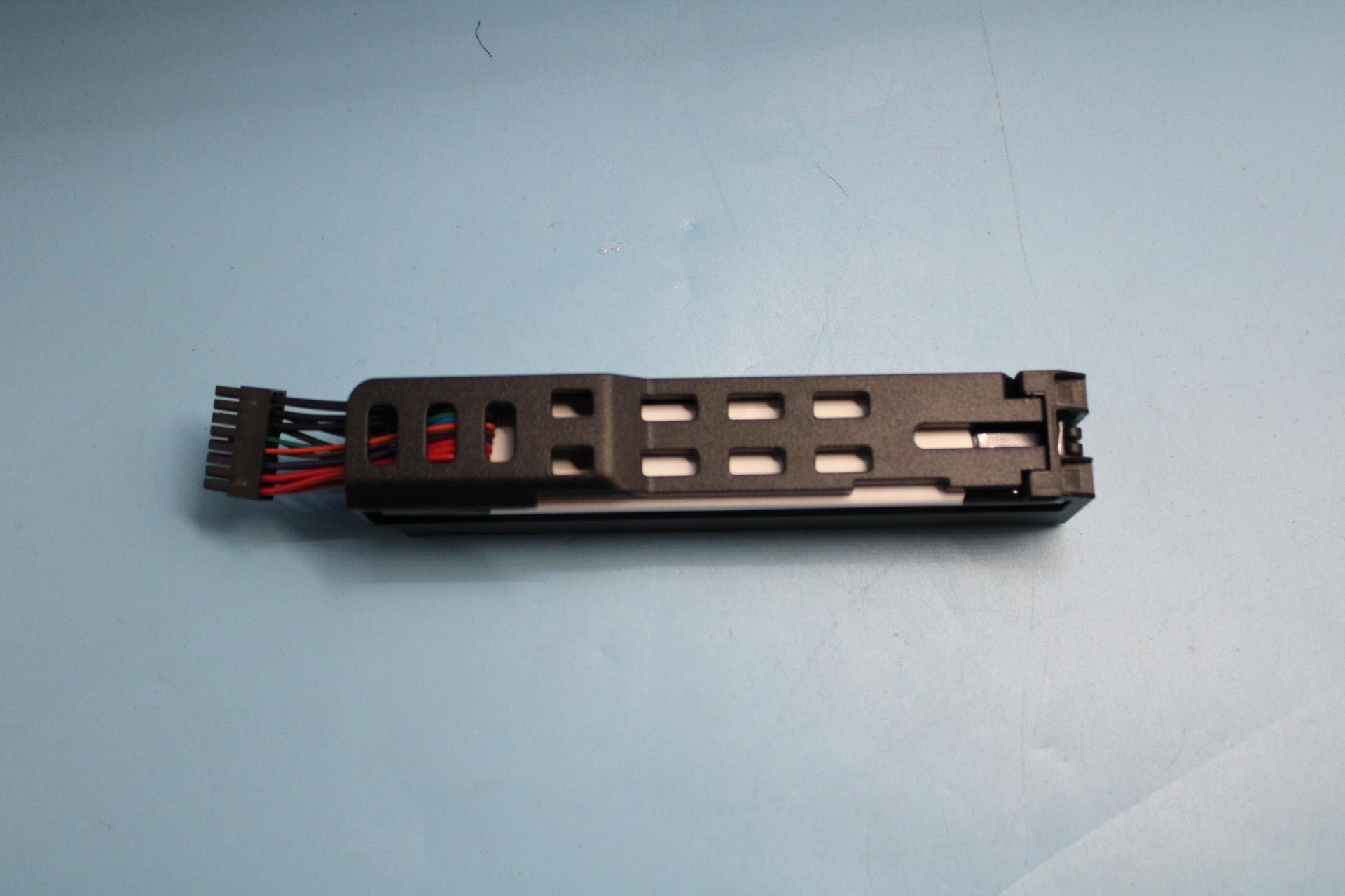 Аккумулятор Lenovo BBU, Battery Back-Up, 2x Cell, w/ holder, for DE & DM storage (03LF512)