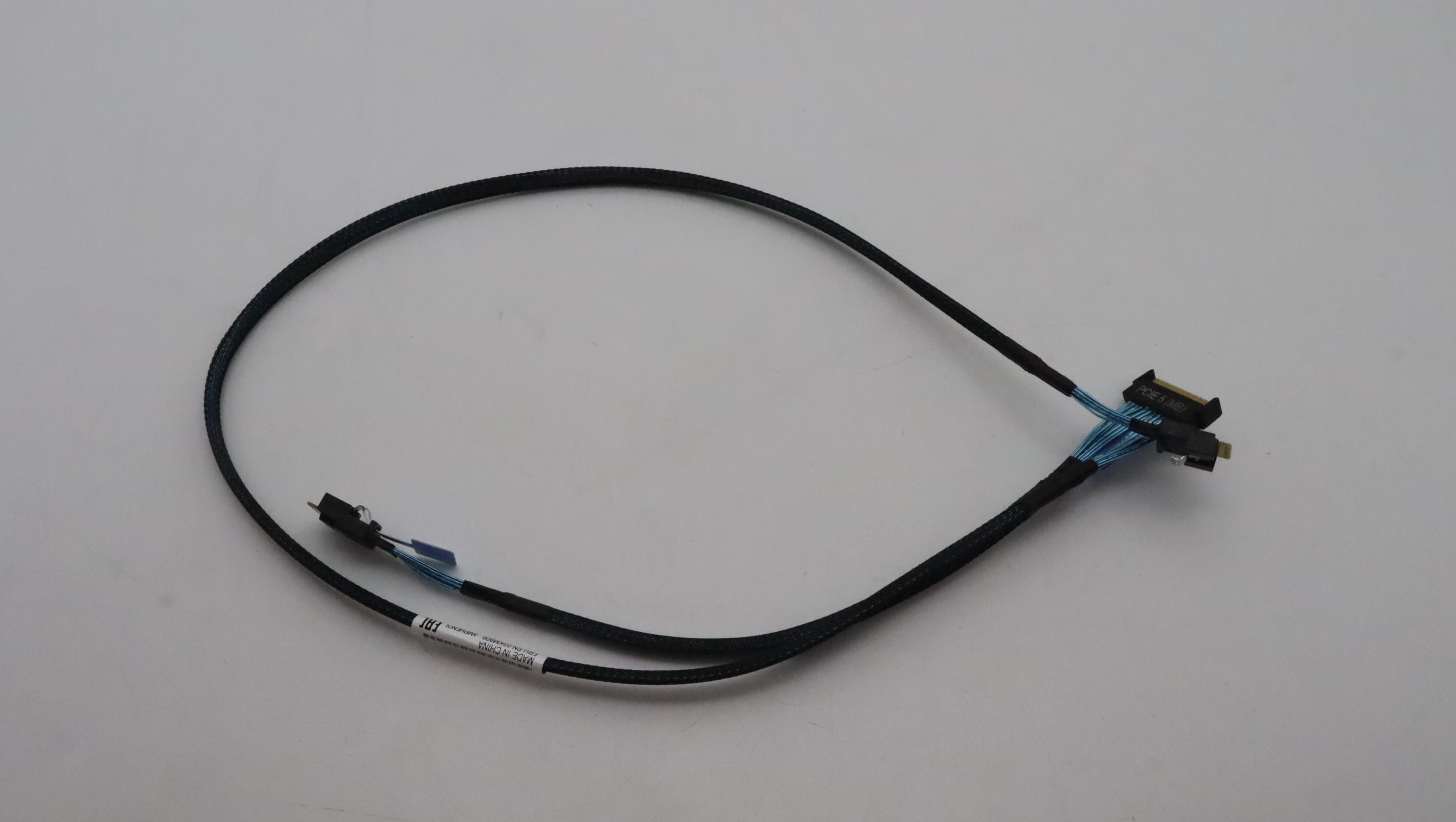 Кабель Lenovo Cable, Internal,PCIE Gen4 cable, MCIO8x-2*SL4x, 700/250mm (03KM809)