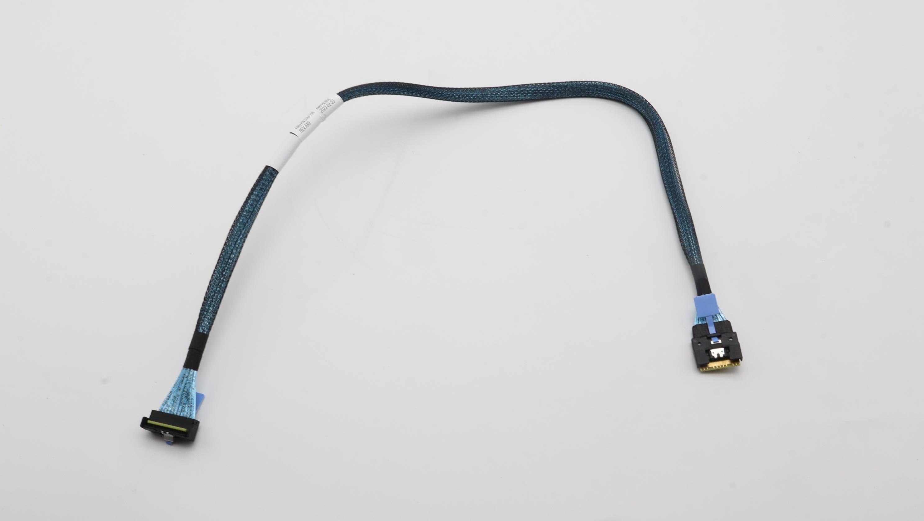 Кабель Lenovo Cable, internal, ThinkSystem SR635/SR655 V3 MB PCIE 7/8 RA MCIO x8 TO 8x2.5 SAS/SATA(Stephano)/M.2 Zidane SAS SLMSAS 8x,620mm (03LF766)