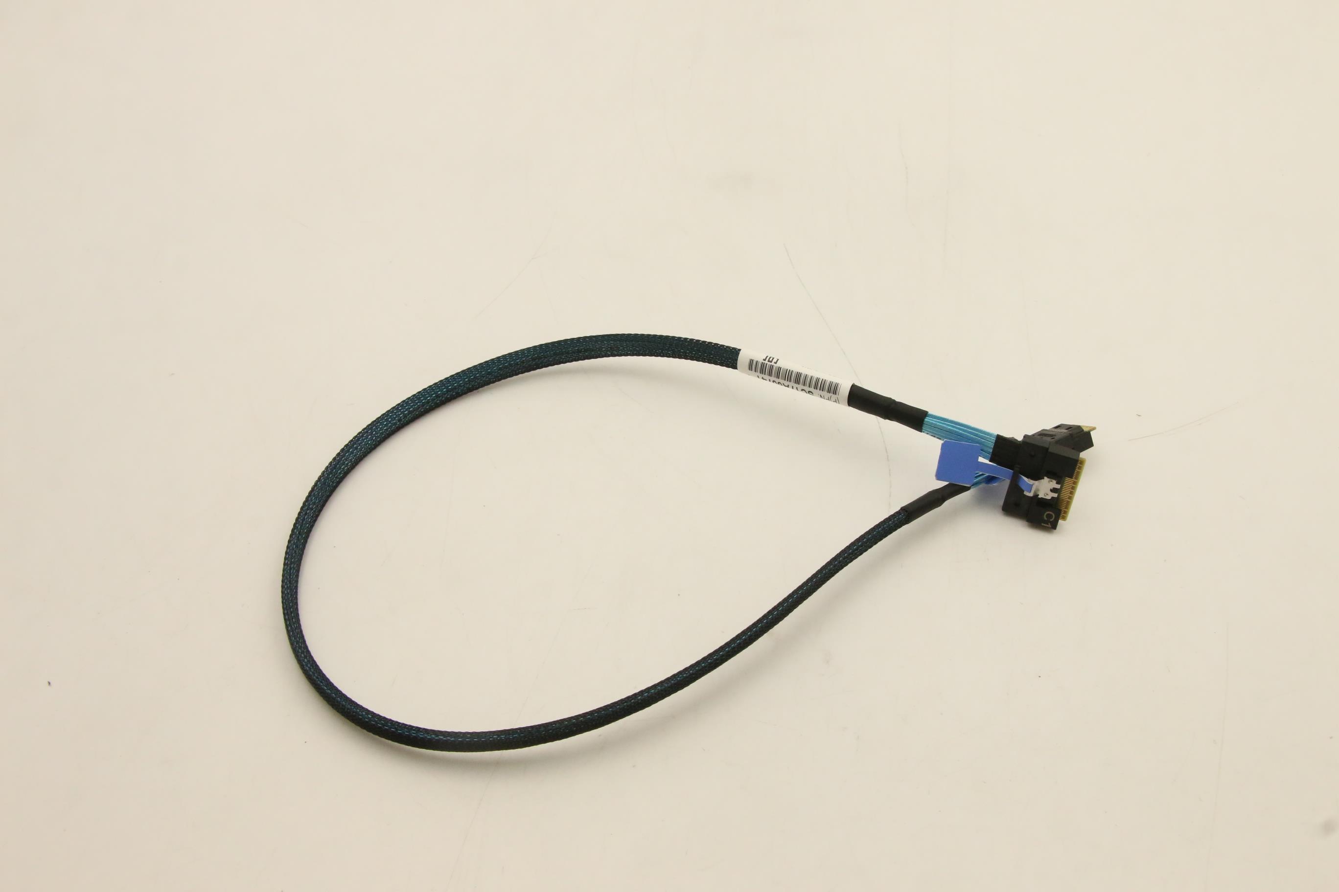 Кабель Lenovo SLMS x8 ST to SLMS x4 ST 30AWG, 580mm (02YE374)