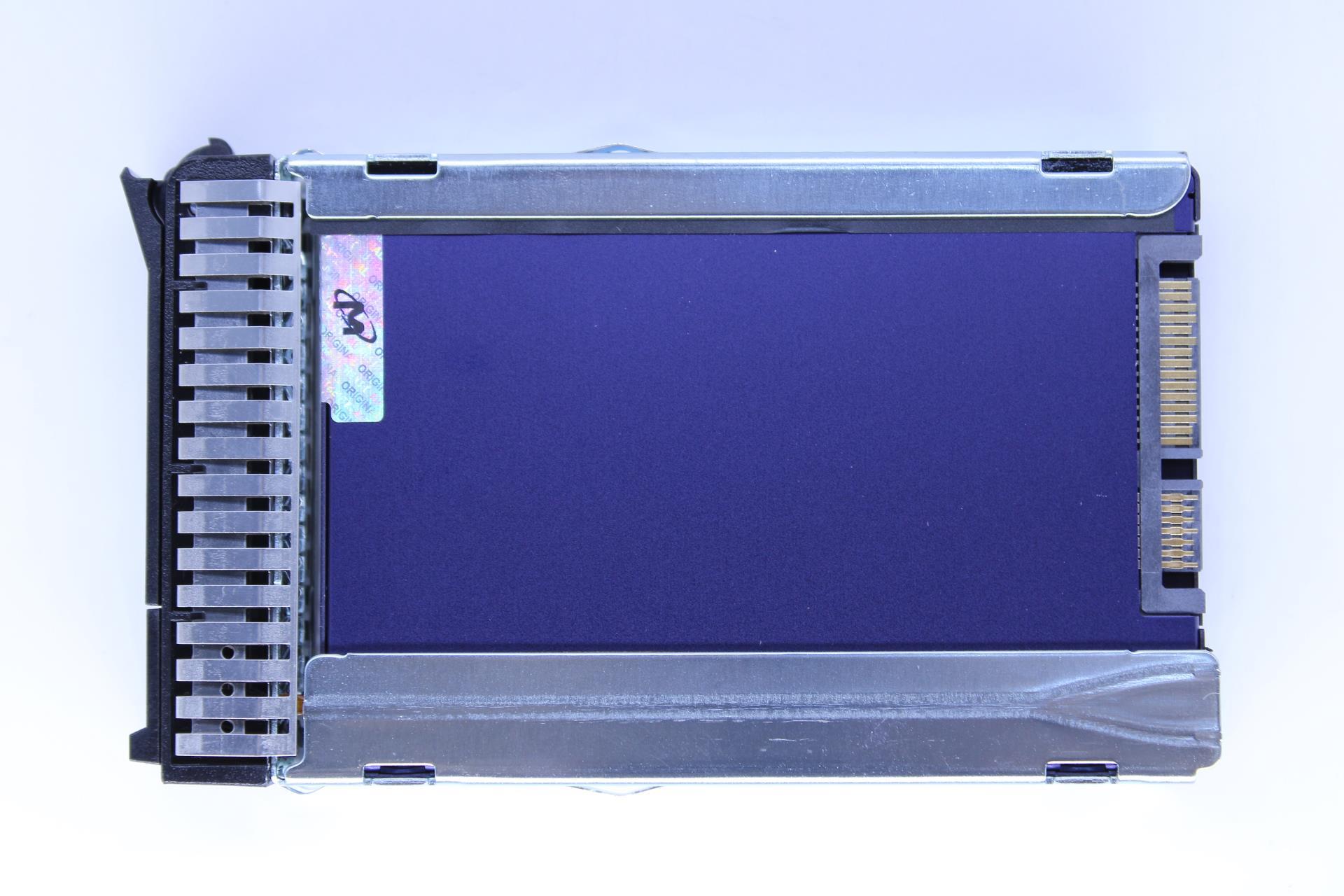 SSD накопитель Lenovo 3.84TB SATA 2.5" G3HS SSD FRU (01GV864)