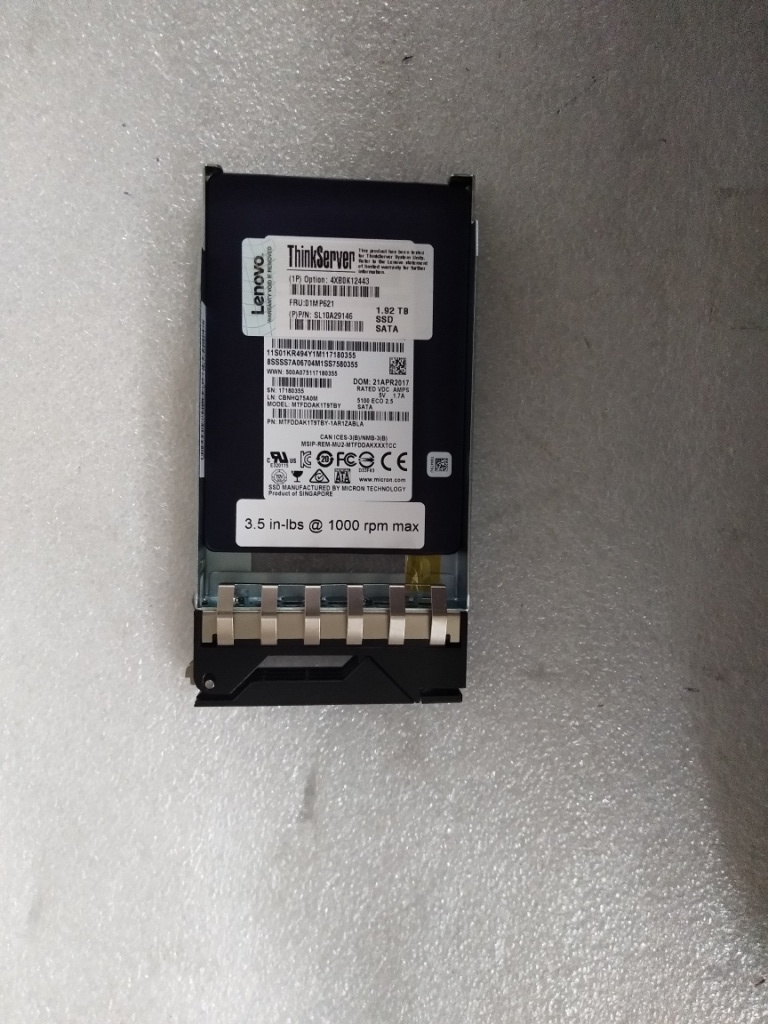 SSD накопитель Lenovo HS 1.92T SATA5100entry6G 2.5 SSD (01MP621)