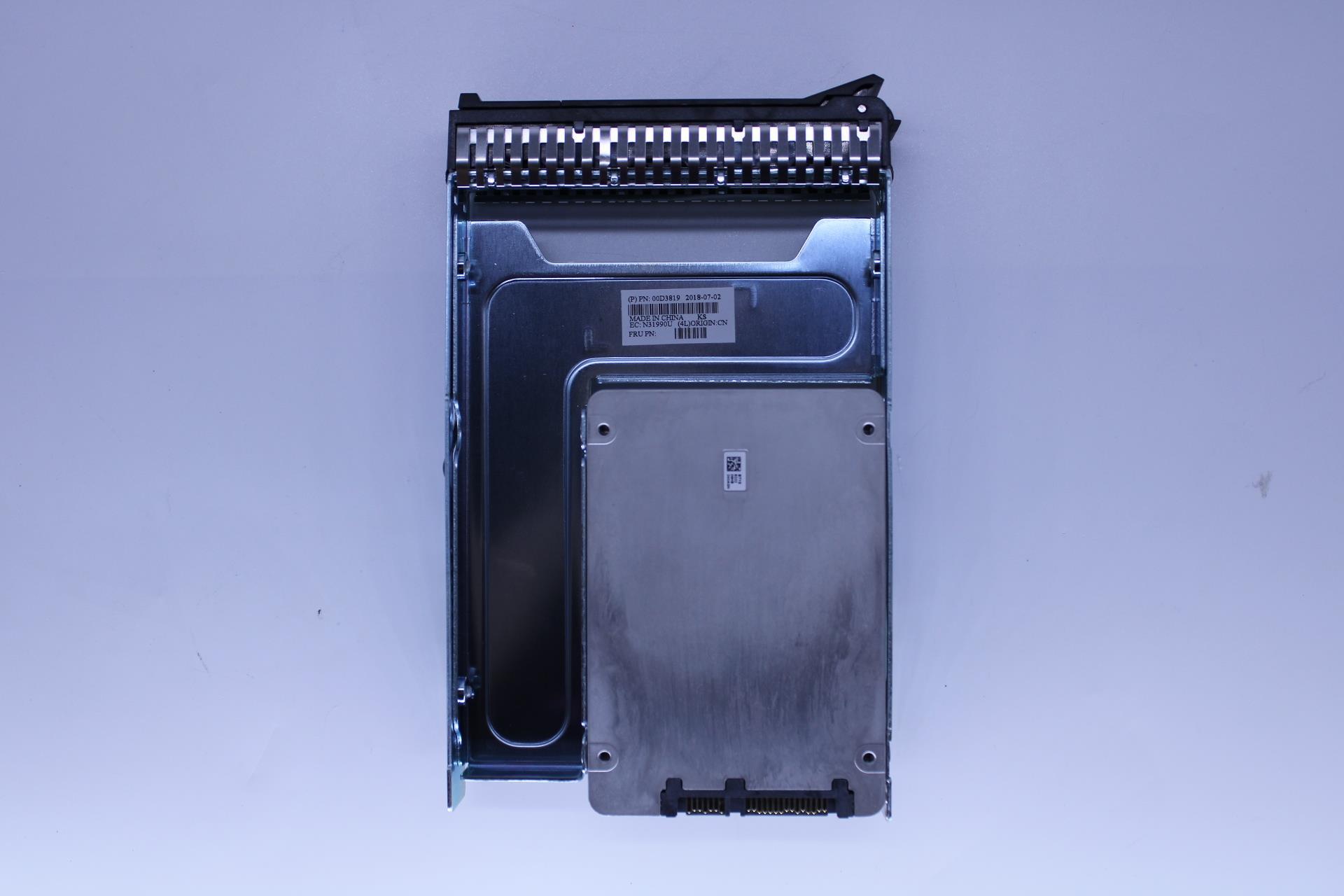 SSD накопитель ThinkSystem 3.5" Intel S4500 240GB Entry SATA 6Gb Hot Swap SSD (01GT763)