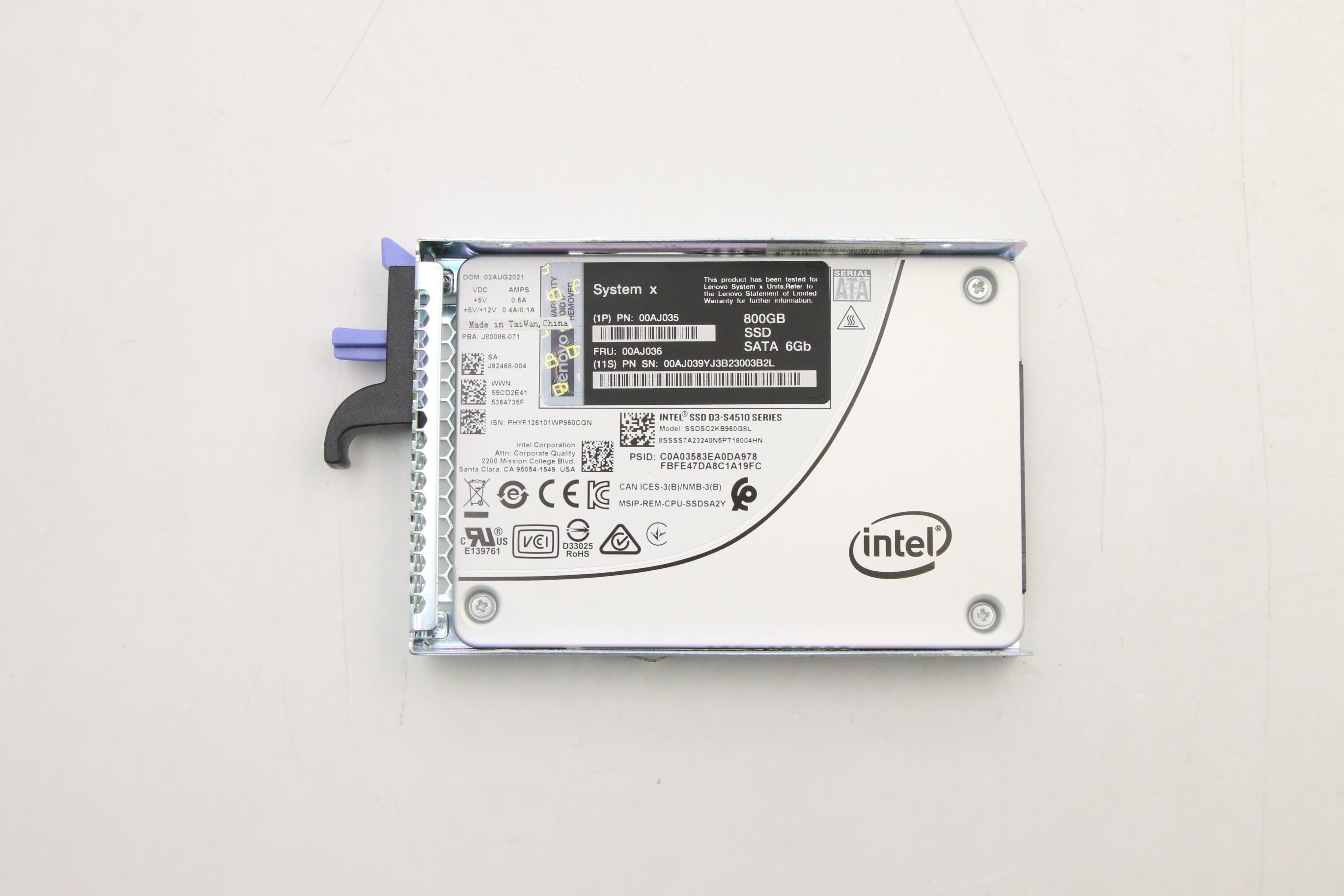 SSD накопитель Lenovo DCS3500 800GB (00AJ036)