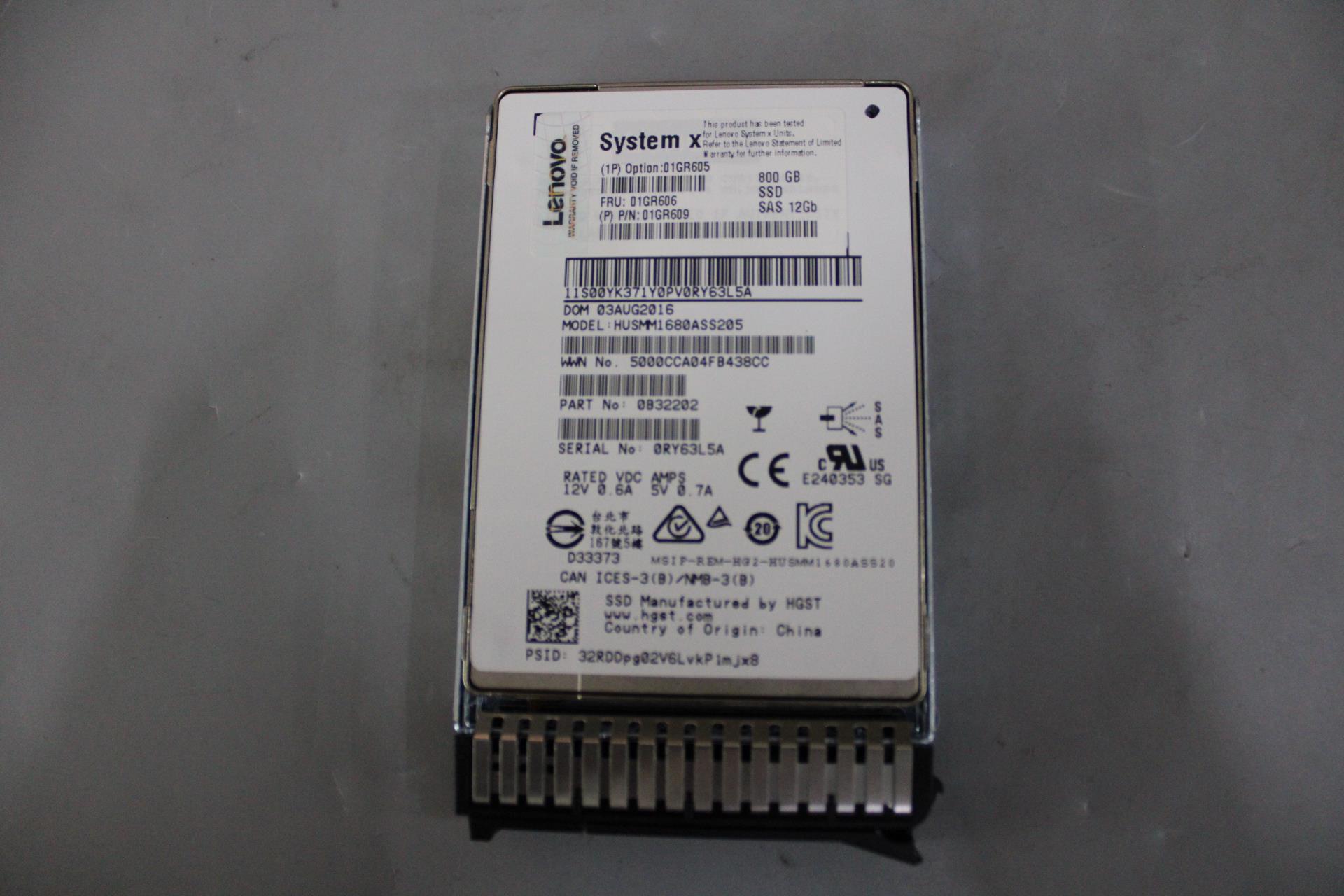SSD накопитель Lenovo 800GB SAS G3HS (01GR606)