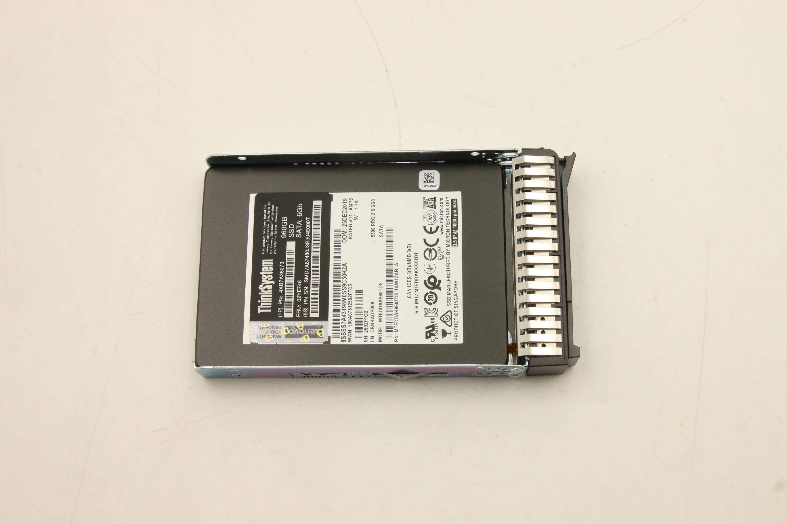 SSD накопитель Lenovo ThinkSystem 2.5" Multi Vendor 960GB Entry SATA 6Gb Hot Swap SSD (02YE748)