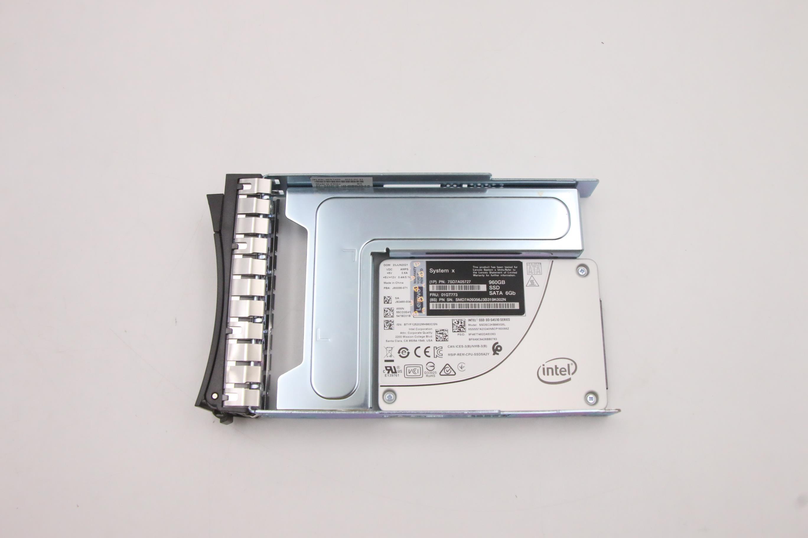 SSD накопитель Intel S4500 960GB Enterprise Entry SATA HS 3.5" SSD FRU (01GT773)