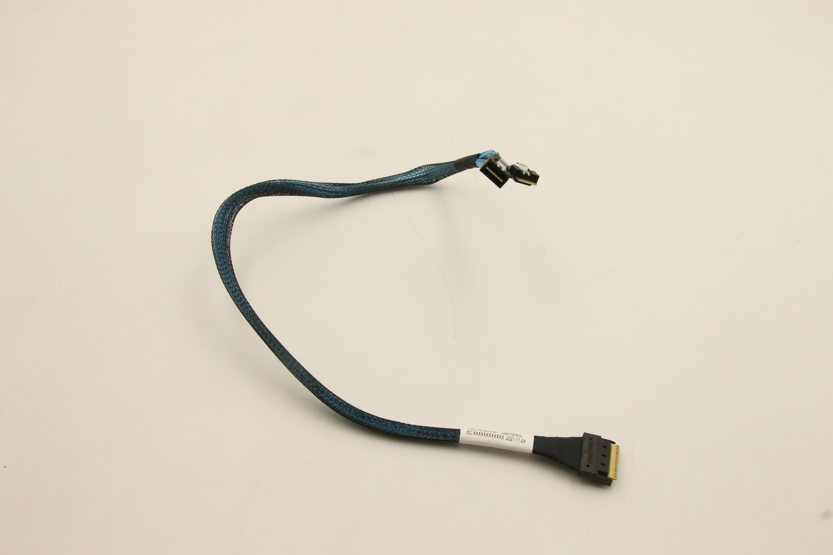 Кабель Lenovo 530mm,SATA3,SL X4(LP)+SL X4 to SL X8,signal cable" (02YE487)