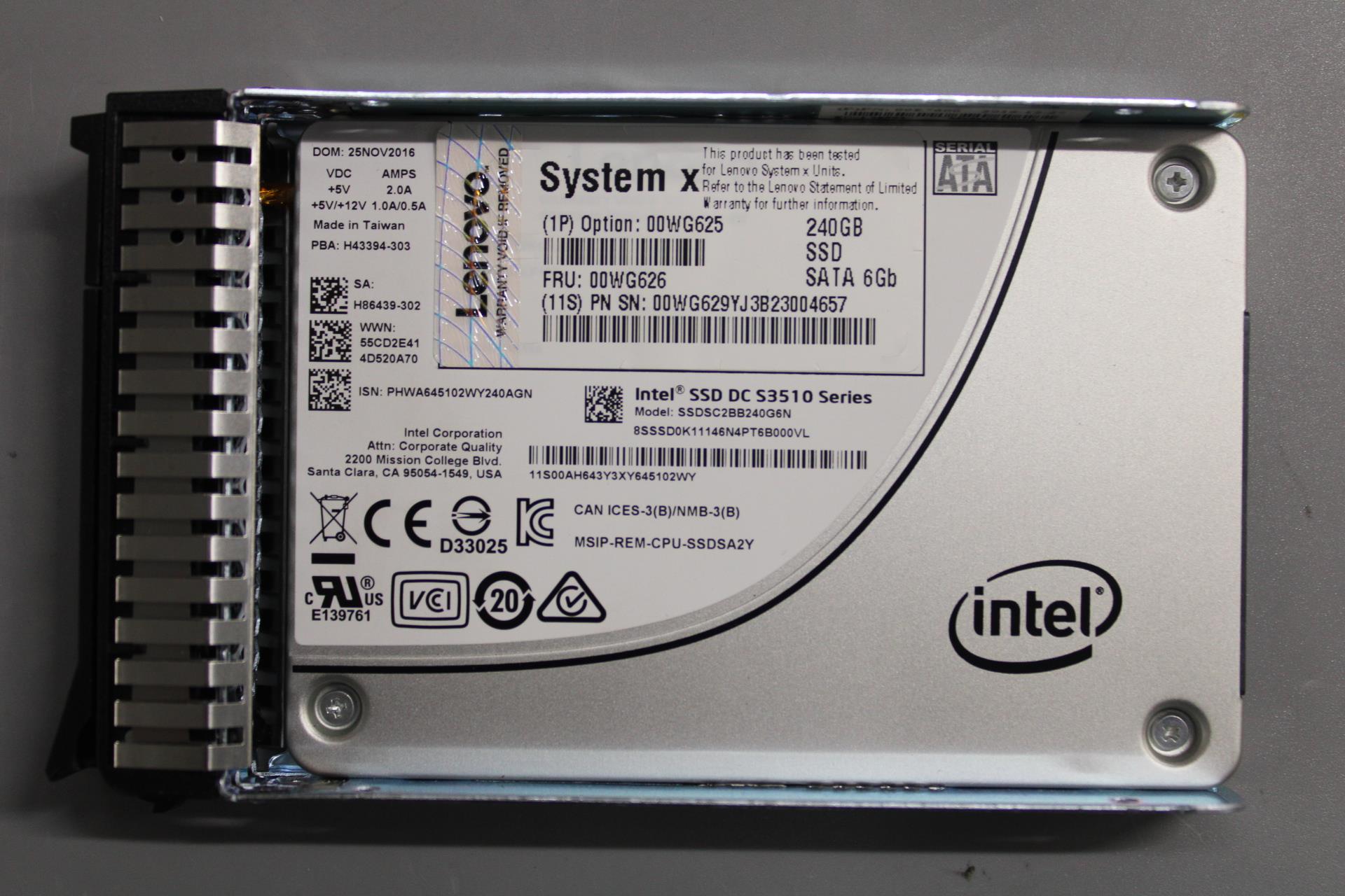 SSD накопитель Lenovo 240GBSATAG3HS (00WG626)