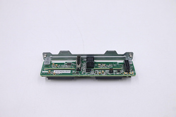 Опция Lenovo 2x2 SAS/SATA with NVMe Drive Backplane (01CV968)