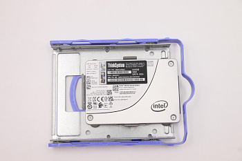 SSD накопитель Lenovo ThinkSystem 3.5" S4520 240GB Read Intensive SATA 6Gb NHS SSD (03GX317)