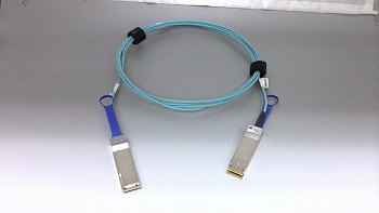 Кабель Lenovo 3m EDR IB AOC QSFP28 Cable (00MP565)