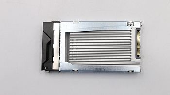 SSD накопитель Lenovo 400GB PCIe 2.5" Easy Swap (03T7954)