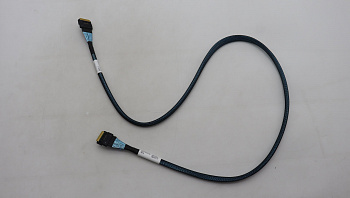 Кабель Lenovo ThinkSystem SR650 V3,Gen4 SAS cable BP2 left,SL8x,C0/C1(RAID) to SAS (BP2),1020mm (03LF590)