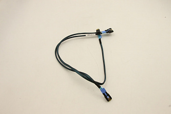 Кабель Lenovo 700/500mm,SAS/SATA Gen4,SL X8 to SL X4+SL X4,signal cable" (02YE477)
