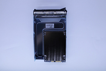 SSD накопитель Lenovo ThinkSystem 3.5" Nytro 3732 800GB Performance SAS 12Gb Hot Swap SSD (03GX015)