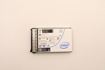 SSD накопитель Lenovo ThinkSystem 2.5” U.2 P5520 15.36TB Read Intensive NVMe PCIe 4.0 x4 HS SSD SED (01PE348)