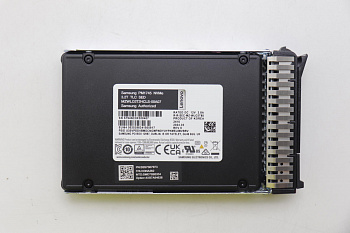 SSD накопитель Lenovo ThinkSystem 2.5" U.3 PM1745 3.2TB Mixed Use NVMe PCIe 5.0 x4 HS SSD (03NA362)