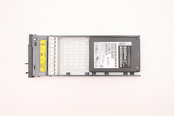 SSD накопитель Lenovo SSD Assembly, SAS, 2.5", 3.84TB 3DWPD 12.0Gb/s, Hot Swap, Internal Hard Drive, with tray (01KP543)