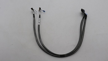 Кабель Lenovo Cable, internal, ThinkSystem SR635/SR655 V3 MB PCIE 12_Riser3 600mm (03LF771)
