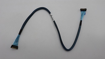 Кабель Lenovo Cable, Internal, SR645 V3, PCIE Gen5 cable ,MCIOX8 -RA MCIOX8, 650mm (03LC757)