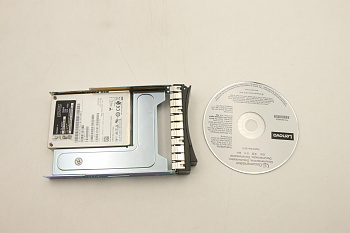 SSD накопитель Lenovo 800GB 12Gb SAS HS 3.5" SSD FRU (01GV732)