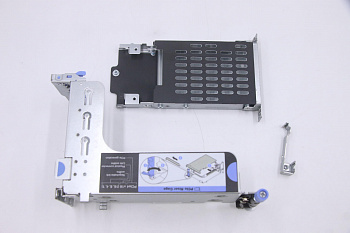 Кронштейн Lenovo Bracket, riser cage, rear, 2FH+7mm Riser Cage (02JK415)