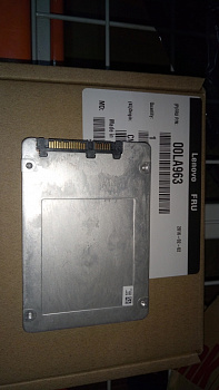 SSD накопитель Lenovo NHS 800G SATA SSD (00LA963)