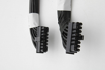 Кабель Lenovo 260mm,2X8 PWR to 2X8 PWR, power cable (02YE385)