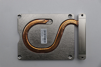 Опция Lenovo ASSY, HDD UPPER DRIVE CONDUCTION PLATE_U3 7mm_DUAL (03LD314)