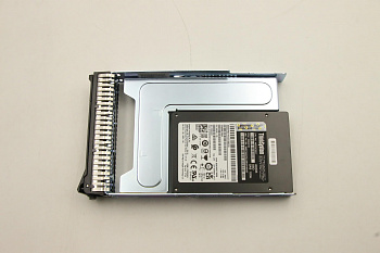 SSD накопитель Lenovo ThinkSystem 3.5" Nytro 3732 400GB Performance SAS 12Gb Hot Swap SSD (03GX016)