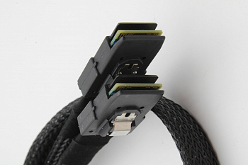 Кабель Lenovo 30u 750mm MiniSAS-MiniSAS Cable (03X4350)