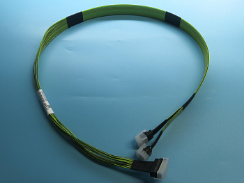 Кабель Lenovo 750mm,PCIe Gen4,SL X4+SL X4(LP) to MCIO X8,signal cable" (02YE455)
