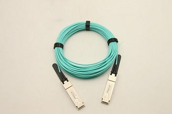 Кабель Lenovo Optical Cable, 15m, Cornelis OPA 100 Series, Active, Optical QSFP28 Cable (03GX245)
