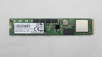 SSD накопитель Samsung PM983 3.84T MZ1LB3T8HMLA-000MV M.2 NVMe SSD w/o tray -CSP M1 AVAP (03GY079)