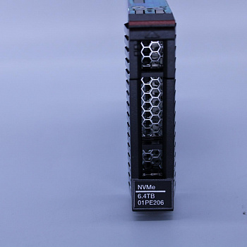 SSD накопитель Lenovo ThinkSystem U.2 KCM51V 6.4TB Mainstream NVMe PCIe 3.0 x4 Hot Swap SSD FRU (01PE206)