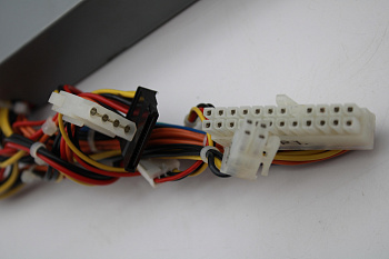 Блок питания Lenovo FRU - 351W (39Y7289)