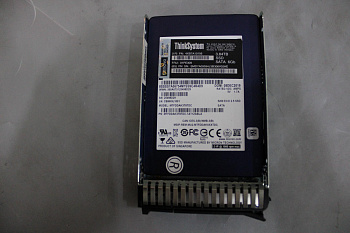 SSD накопитель Lenovo 3.84TB 2.5" Entry SATA SSD (01PE309)