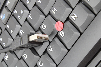Клавиатура Lenovo UltraNav US Euro KB FRU BOM (01KR289)
