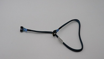 Кабель Lenovo Cable, Internal,MCIO8x to SL8x CBL, PCIE4, CFF RAID INPUT, 700mm (03KL480)
