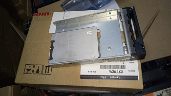 SSD накопитель Lenovo 600GB 6G/S SATA SSD for 3.5 (03T7925)